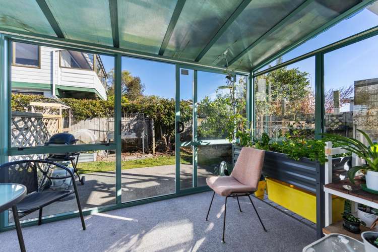 4 Julian Place Westown_16