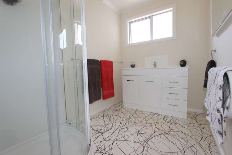 5 Cleghorn Street Redwoodtown_10