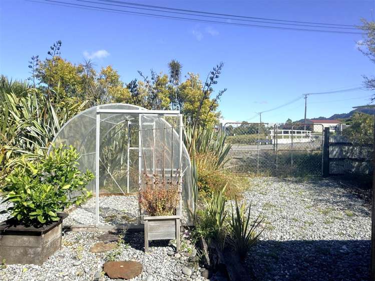 16 Pitt Street Runanga_21
