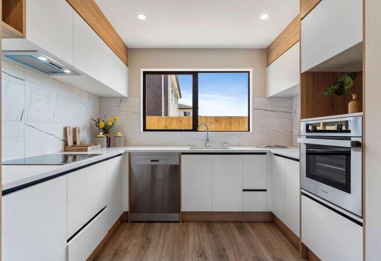 27E Lochinver Road Papatoetoe_3