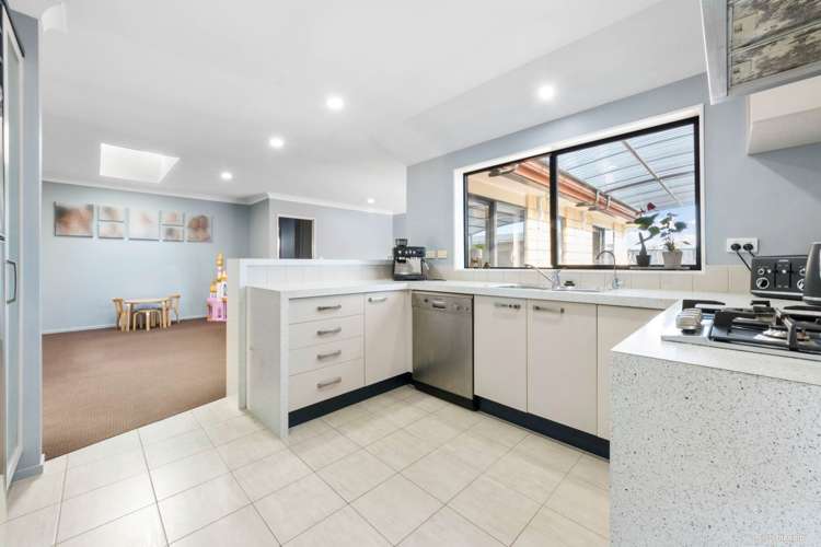 36 Turnberry Drive Wattle Downs_5