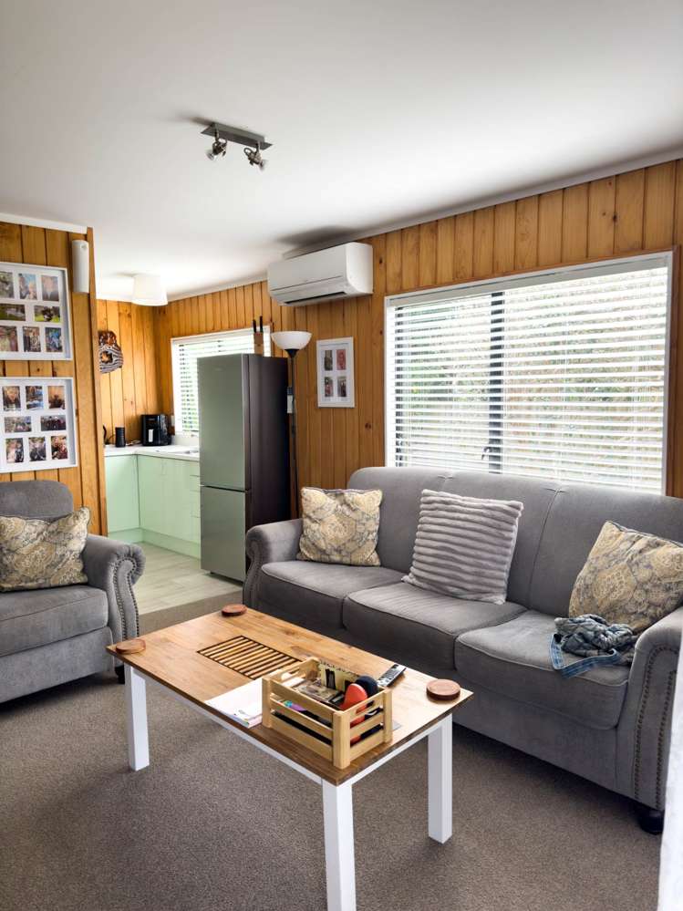 1 Cochrane Avenue Arkles Bay_1