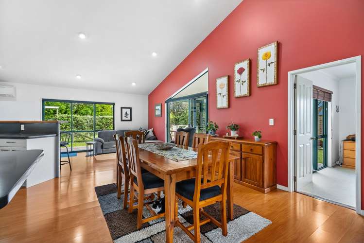 4 Ringer Avenue Matapouri_11