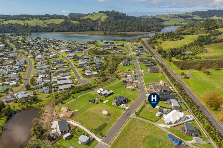 1 Tinirau Place Cooks Beach_10