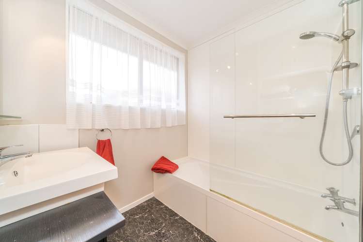 20 Blueberry Grove Timberlea_15