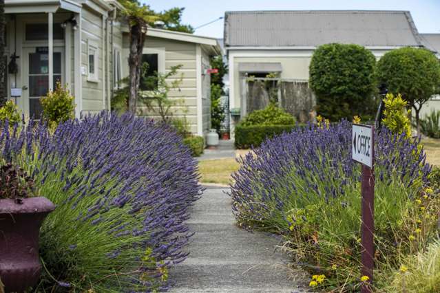 Freehold going concern Motel investment