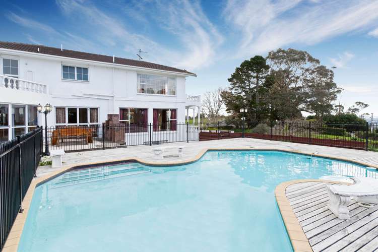 228 Redoubt Road Totara Park_11