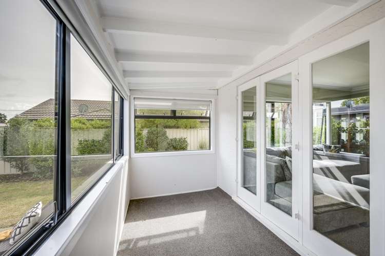 13 Howard Road Taradale_15