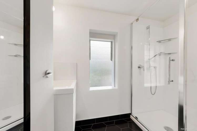 26 Fairholme Avenue Epsom_14