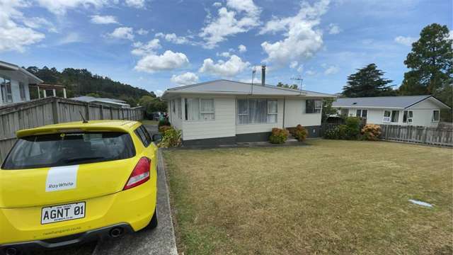 Family Home In Parahaki