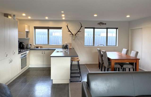 90A Blake Street Blaketown_1