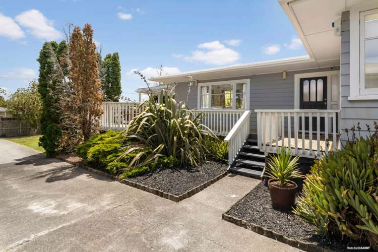 6 Amberley Avenue Te Atatu South_3