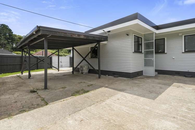 43 Dover Road Wainuiomata_18