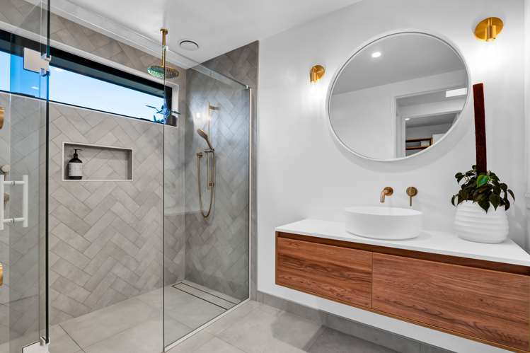 956 Richmond Road Lepperton_22