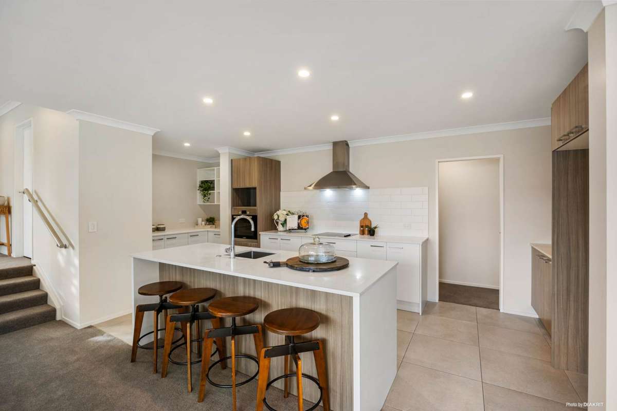 32 Lisle Farm Drive_4