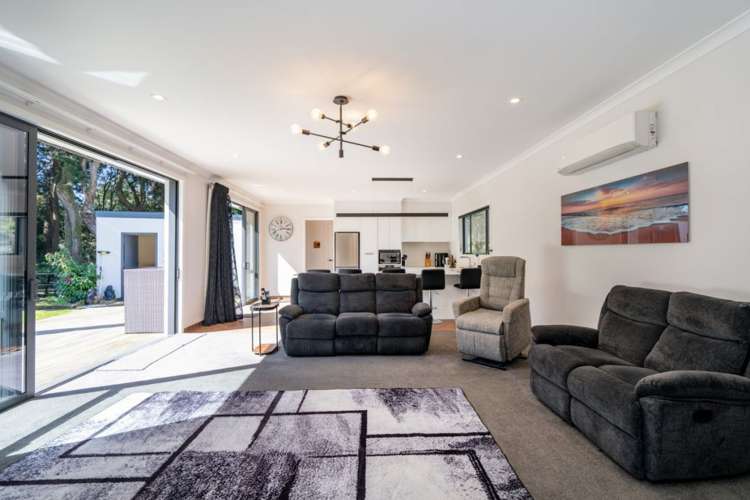 54 Ariki Avenue Otatara_2