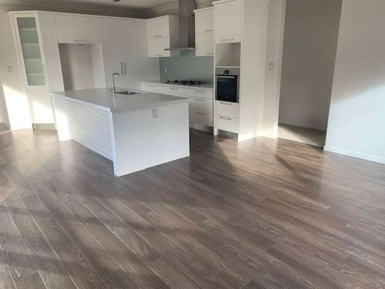 52 Butler Stoney Crescent Silverdale_7