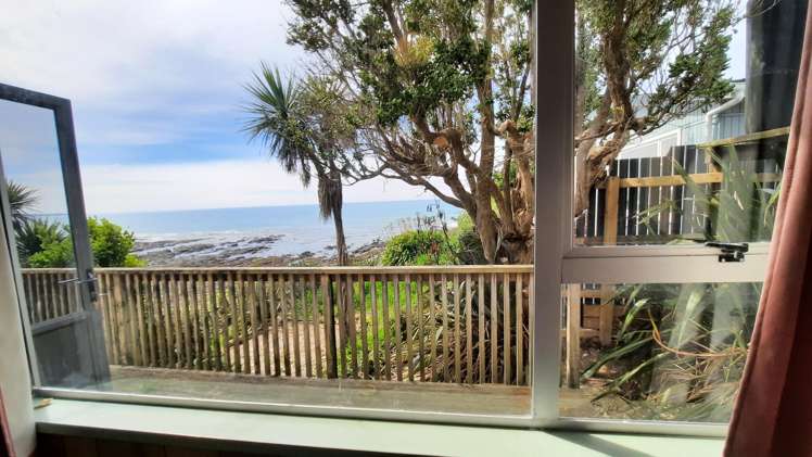 1 Esplanade Kaka Point_19