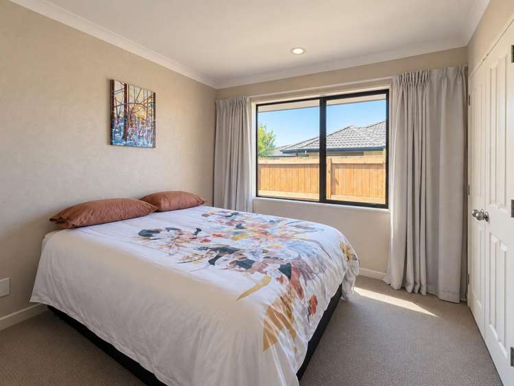 5 Parkwood Place Huntington_11