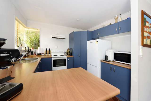 82 Starveall Street Brightwater_2