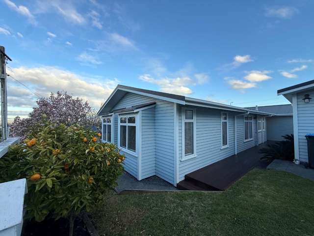 1 Hoskins Avenue Hillsborough_1