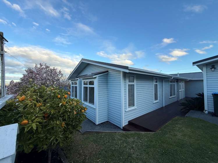 1 Hoskins Avenue Hillsborough_1