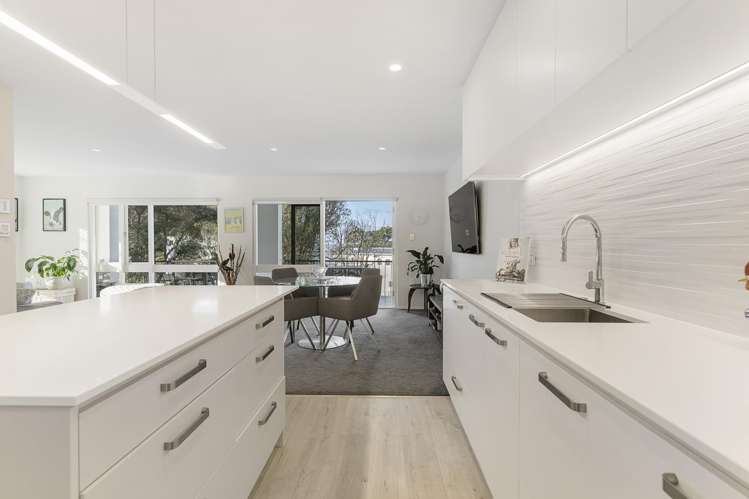 32/34 Waiwera Place Waiwera_15