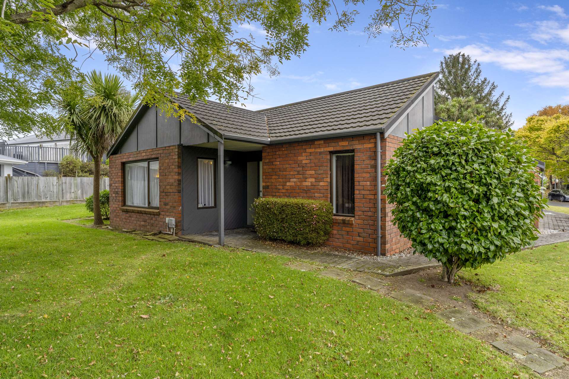 6 Kew Grove Raumati Beach_0