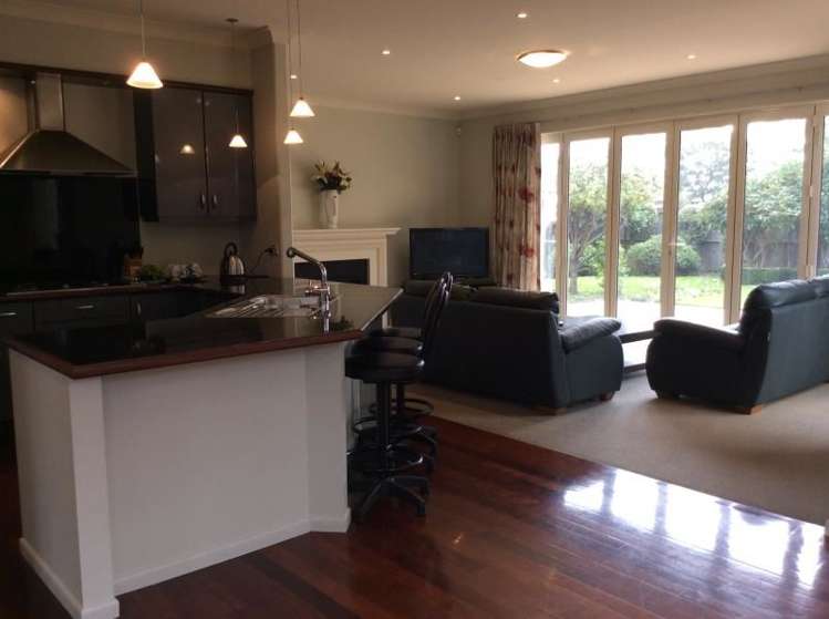 40 Chateau Drive Burnside_1