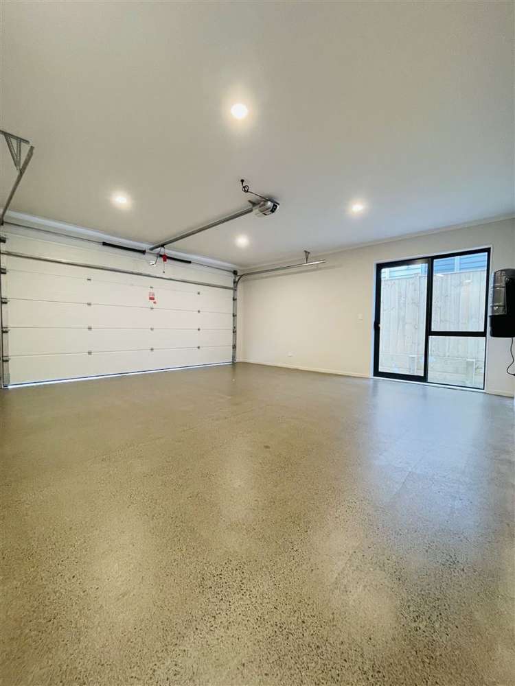 28 Lime Hill Rise Flat Bush_18