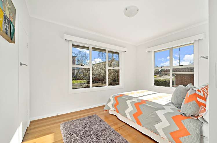 16 Buscomb Avenue Henderson_8