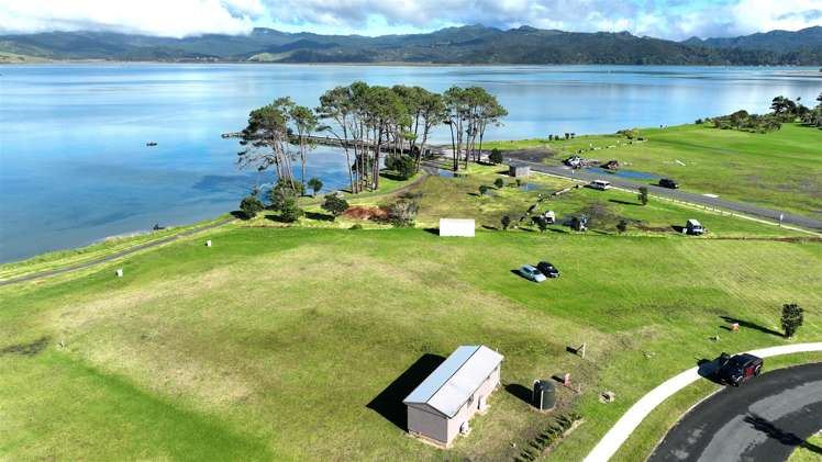 12 Taniwha Place Matarangi_14