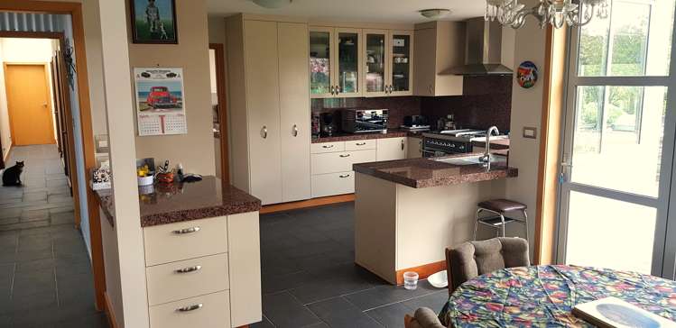 759 Adams Flat Road Balclutha_19