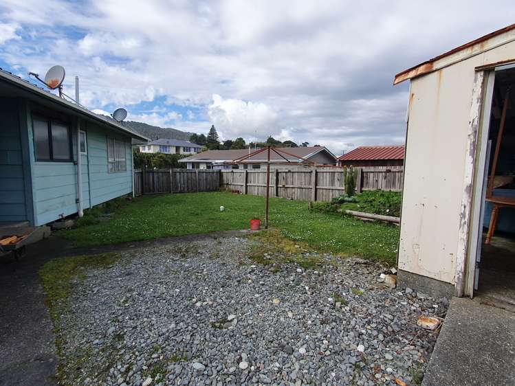 12 Monro Street Cobden_9