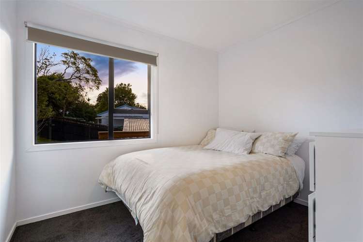 5 Lowell Place Massey_9