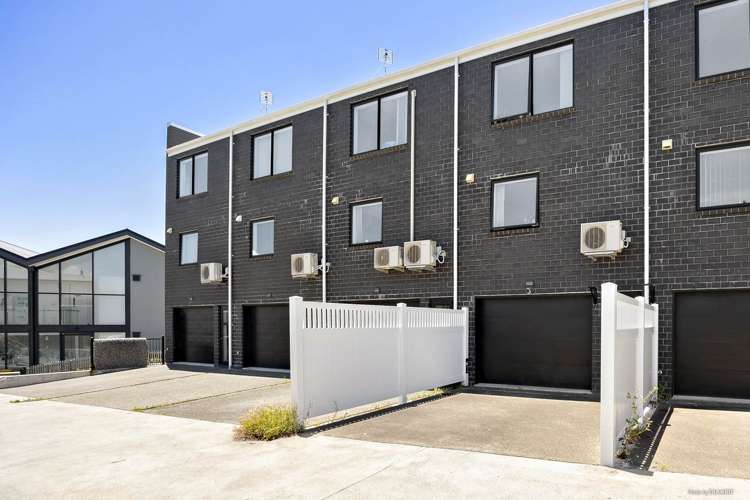 61 Weir Lane Silverdale_15