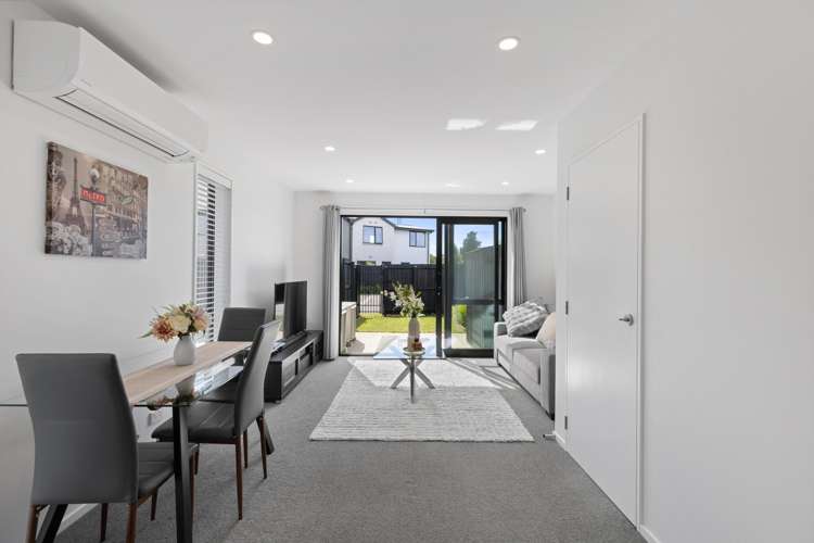 64 Miromiro Street_2