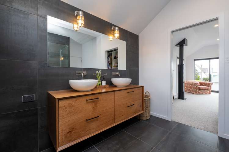 50 Charles Street Westshore_14