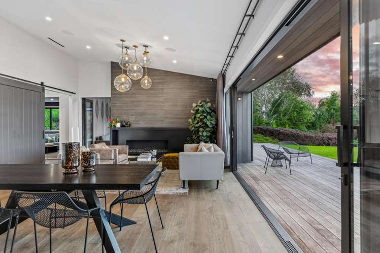 15 Myra Evelyn Grove Dairy Flat_4