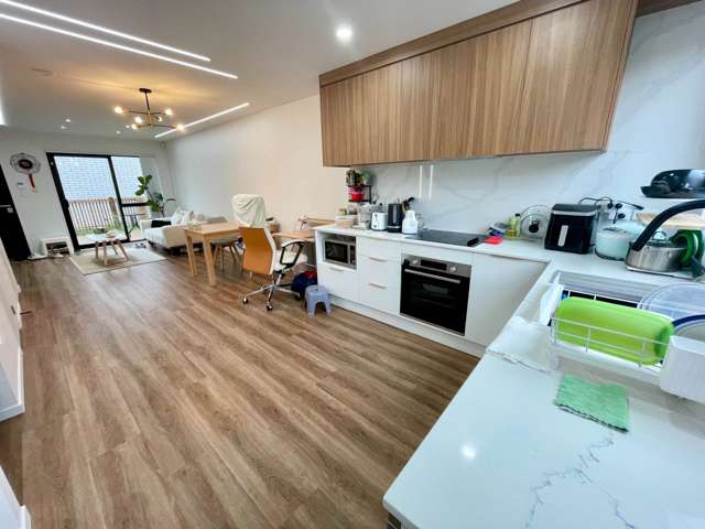 7/7 Broadview Place Howick_4