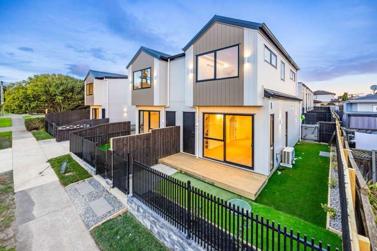 2/9 Grande Vue Road Papatoetoe_3