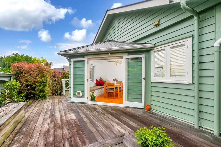 18 Oliver Street Point Chevalier_10