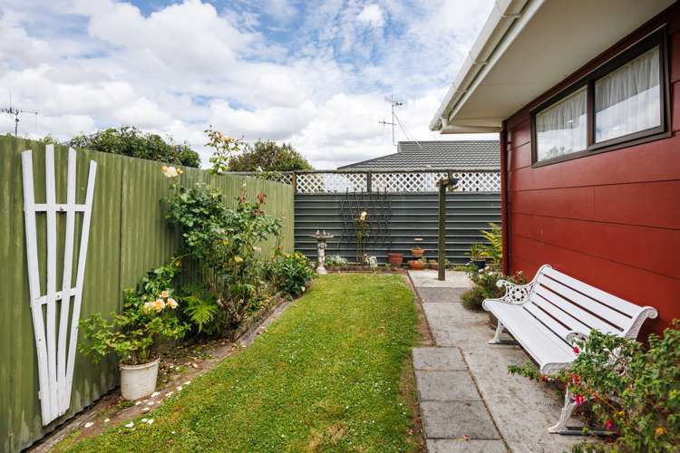 41 Cedar Crescent Feilding_12