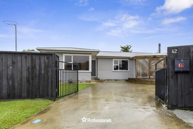 42 Mountbatten Grove_0