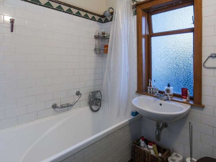 3/2 Hawker Street Mount Victoria_9