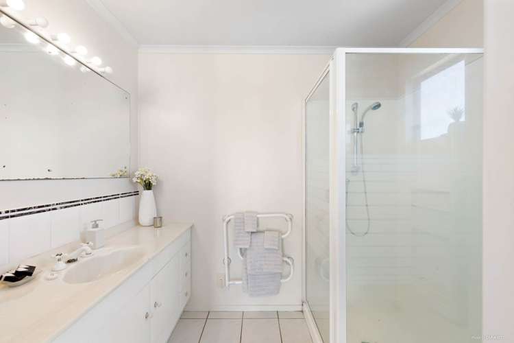 38 Meiklejohn Way Omaha_17