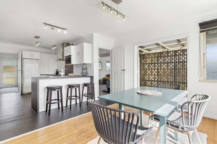 19 King Street Pahiatua_8