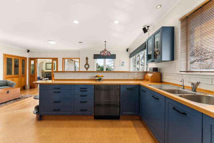 34 Poike Road Hairini_14