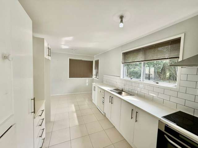 6 Yearsley Place Manurewa_4