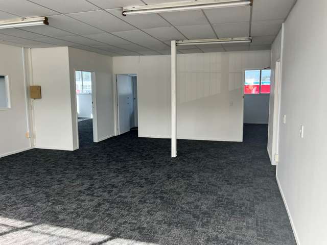 Level 1/748 Beach Road Browns Bay_4